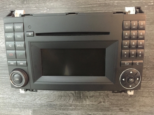 Reparatur Mercedes Benz HeadUnit Audio50 APS NTG 2.5 Navigationssystem Software Missing oder ERROR on update wird angezeigt